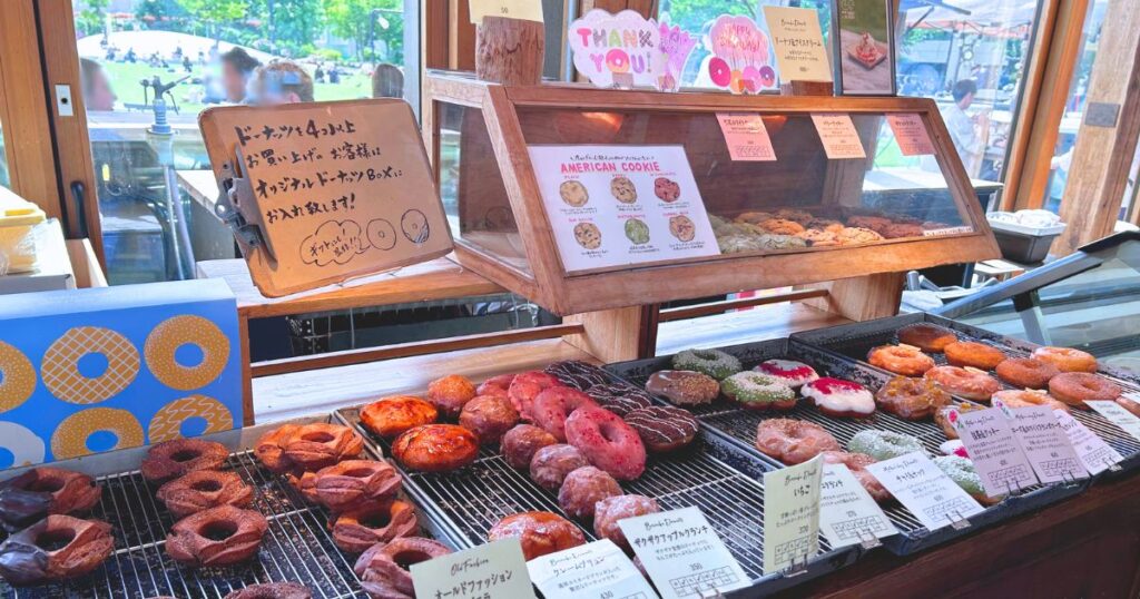 南池袋公園のラシーヌで売っているドーナツ