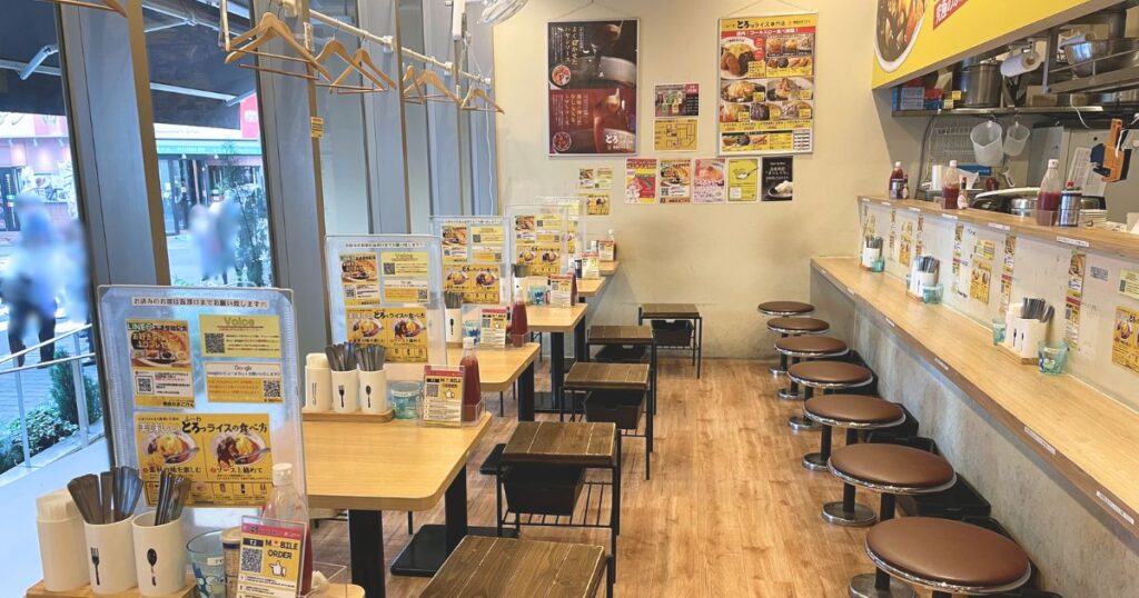 たまごけん店内