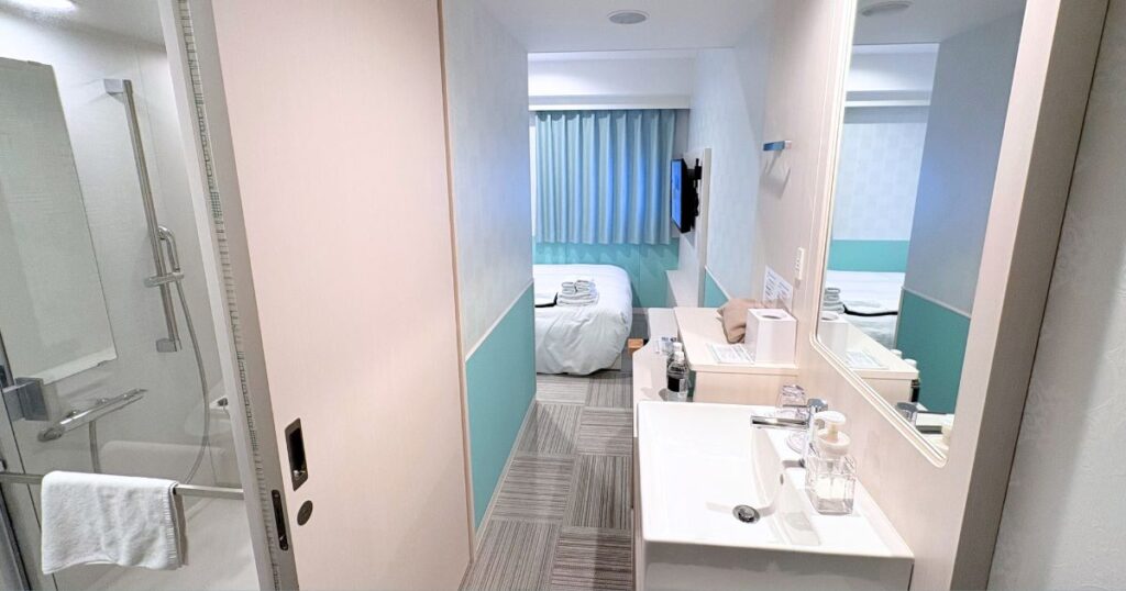 DEL style 名古屋納屋橋の部屋の入口からの景色