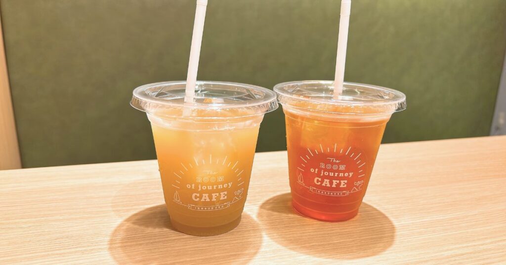 HIS The ROOM of journey CAFEのペアキャラメルルイボスとパイナップルジュース