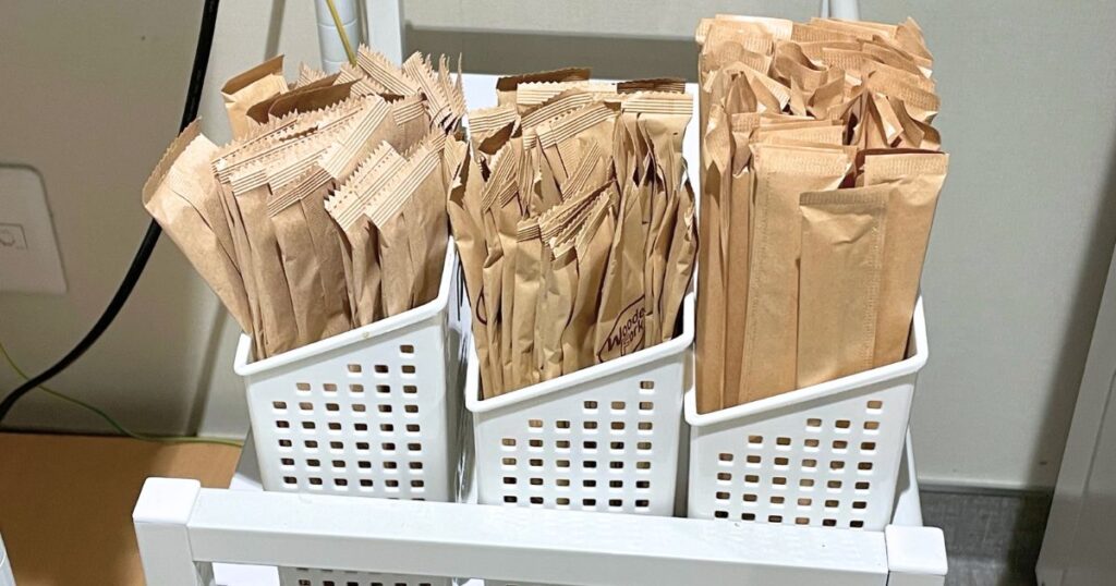 DEL style 名古屋納屋橋の使い捨てカトラリー