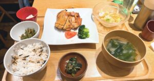 おぼんdeごはん ルミネ池袋店の鶏のもろみ醤油焼き定食