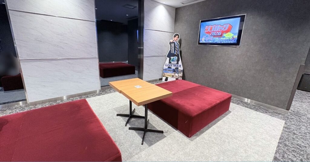 ホテルリブマックスPREMIUM名古屋丸の内のロビー