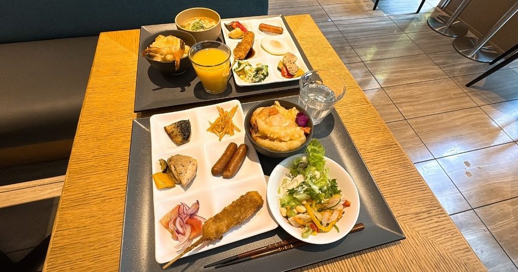 ホテルフォルツァ大阪北浜の朝食ビュッフェで私たちが1皿目に取ったもの